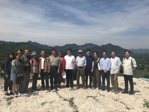 著名专家学者走进利来国际最老品牌网之乡